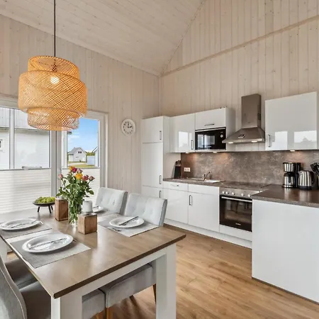 Awesome In Ostseeresort With Sauna Holiday home *