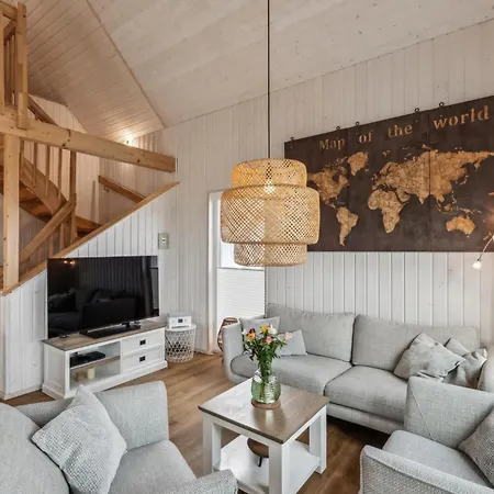 Holiday home Awesome In Ostseeresort With Sauna